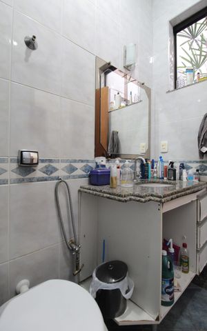 Casa à venda com 210m², 3 quartos e 2 vagasBanheiro Social