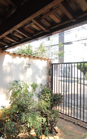 Casa à venda com 210m², 3 quartos e 2 vagasGaragem