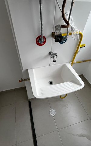 Apartamento à venda com 43m², 2 quartos e 1 vaga Apartamento à venda com 43m², 2 quartos e 1 vagaÁrea de Serviço