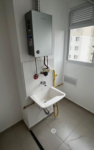 Apartamento à venda com 43m², 2 quartos e 1 vaga Apartamento à venda com 43m², 2 quartos e 1 vagaÁrea de Serviço