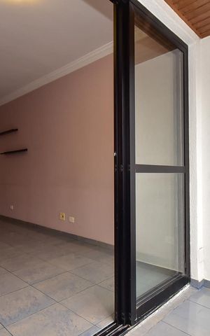 Apartamento à venda com 71m², 3 quartos e 2 vagasVaranda