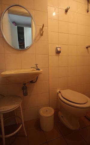 Apartamento à venda com 158m², 4 quartos e 2 vagas Apartamento à venda com 158m², 4 quartos e 2 vagasBanheiro de serviço