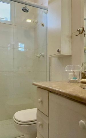 Apartamento à venda com 264m², 4 quartos e 2 vagasBanheiro Social