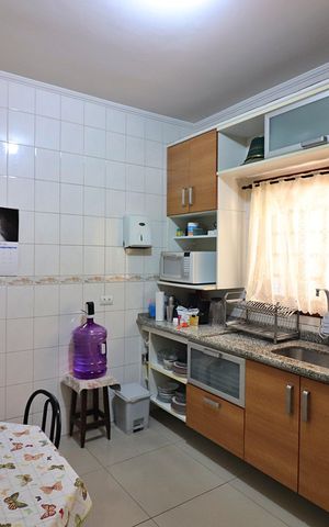Casa à venda com 216m², 3 quartos e 2 vagasCozinha