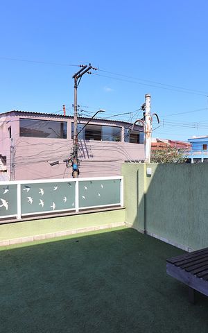 Casa à venda com 216m², 3 quartos e 2 vagasQuarto 1 Varanda