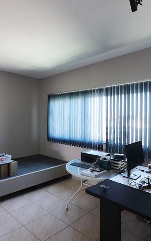 Casa à venda com 216m², 3 quartos e 2 vagasQuarto 3