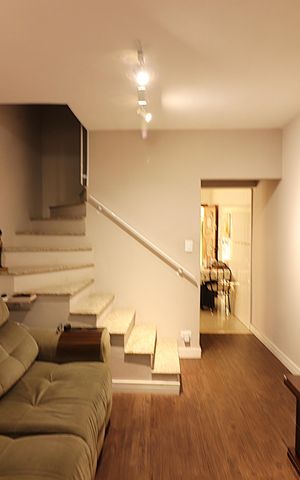 Casa à venda com 216m², 3 quartos e 2 vagasSala