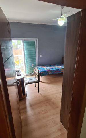 Casa à venda com 405m², 4 quartos e 6 vagas Casa à venda com 405m², 4 quartos e 6 vagasQuarto 3