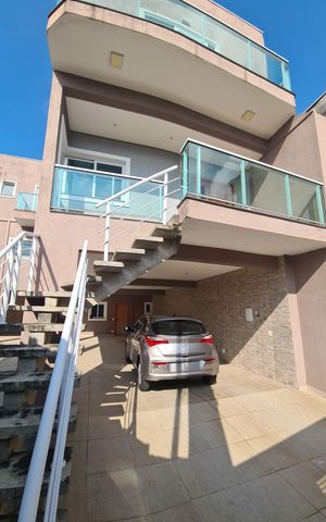 Casa à venda com 405m², 4 quartos e 6 vagas Casa à venda com 405m², 4 quartos e 6 vagasÁrea Externa