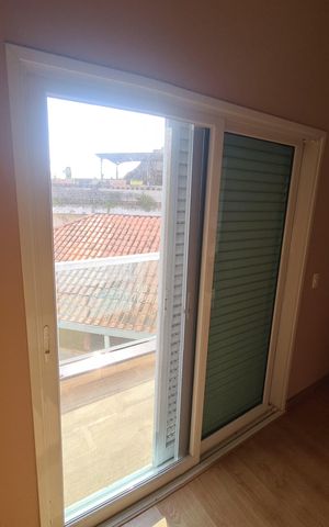 Casa à venda com 405m², 4 quartos e 6 vagas Casa à venda com 405m², 4 quartos e 6 vagasQuarto 2