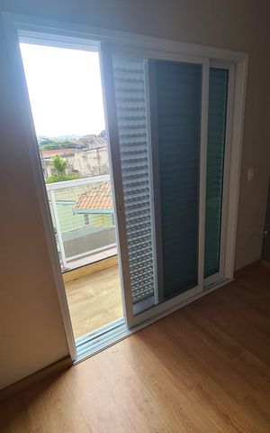 Casa à venda com 405m², 4 quartos e 6 vagas Casa à venda com 405m², 4 quartos e 6 vagasQuarto 1