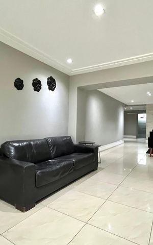 Apartamento à venda com 70m², 3 quartos e 1 vaga Apartamento à venda com 70m², 3 quartos e 1 vagaHall social