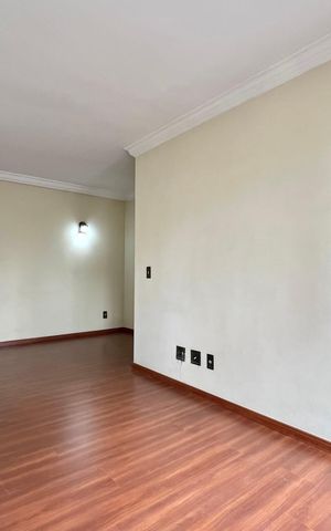 Apartamento à venda com 70m², 3 quartos e 1 vaga Apartamento à venda com 70m², 3 quartos e 1 vagaSala
