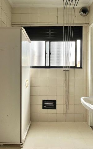 Apartamento à venda com 70m², 3 quartos e 1 vaga Apartamento à venda com 70m², 3 quartos e 1 vagaÁrea de Serviço