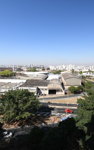 Apartamento à venda com 95m², 3 quartos e 1 vagaSala - Vista