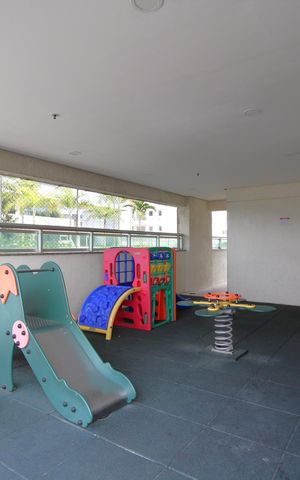 Apartamento para alugar com 225m², 4 quartos e 2 vagasÁrea Comum - Playground