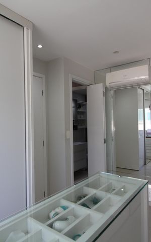 Apartamento para alugar com 225m², 4 quartos e 2 vagasSuíte