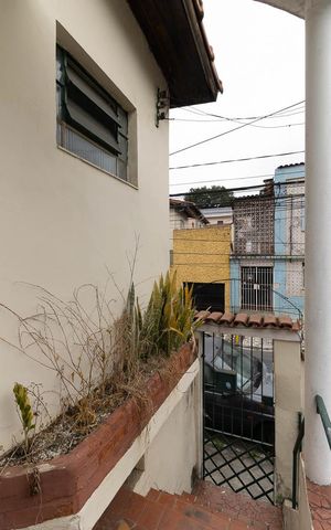Casa à venda com 200m², 5 quartos e 1 vaga Casa à venda com 200m², 5 quartos e 1 vagaAcesso para a Casa 2