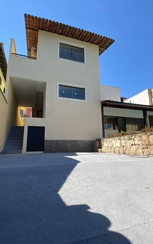 Casa de condomínio para alugar com 330m², 5 quartos e 2 vagas Casa de condomínio para alugar com 330m², 5 quartos e 2 vagasGaragem