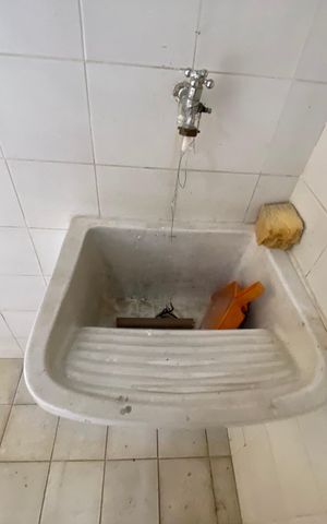 Casa de condomínio para alugar com 330m², 5 quartos e 2 vagas Casa de condomínio para alugar com 330m², 5 quartos e 2 vagasÁrea de Serviço