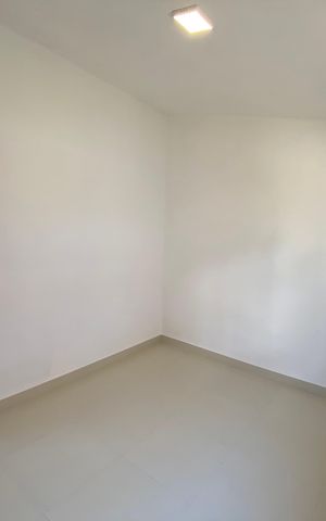 Casa de condomínio para alugar com 330m², 5 quartos e 2 vagas Casa de condomínio para alugar com 330m², 5 quartos e 2 vagasQuarto 2