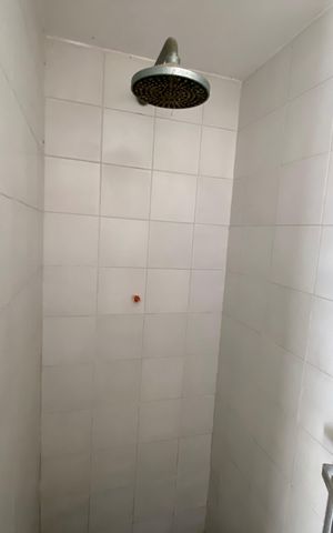 Casa de condomínio para alugar com 330m², 5 quartos e 2 vagas Casa de condomínio para alugar com 330m², 5 quartos e 2 vagasChoveiro - Sauna