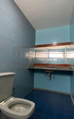 Casa de condomínio para alugar com 330m², 5 quartos e 2 vagas Casa de condomínio para alugar com 330m², 5 quartos e 2 vagasBanheiro Suíte 2