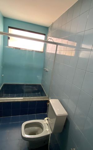 Casa de condomínio para alugar com 330m², 5 quartos e 2 vagas Casa de condomínio para alugar com 330m², 5 quartos e 2 vagasBanheiro Suíte 2
