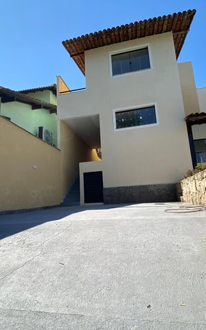 Casa de condomínio para alugar com 330m², 5 quartos e 2 vagas Casa de condomínio para alugar com 330m², 5 quartos e 2 vagasGaragem