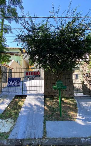 Casa de condomínio para alugar com 330m², 5 quartos e 2 vagas Casa de condomínio para alugar com 330m², 5 quartos e 2 vagasFachada