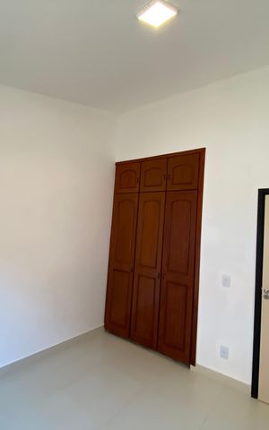 Casa de condomínio para alugar com 330m², 5 quartos e 2 vagas Casa de condomínio para alugar com 330m², 5 quartos e 2 vagasQuarto 3