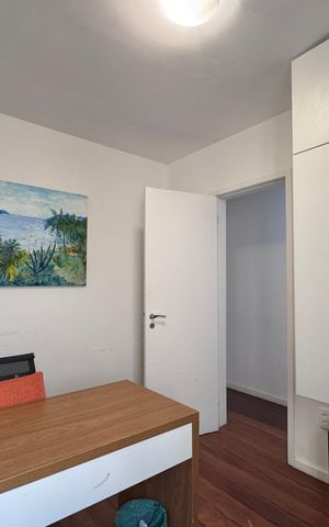 Apartamento à venda com 180m², 5 quartos e 2 vagas Apartamento à venda com 180m², 5 quartos e 2 vagasQuarto 4