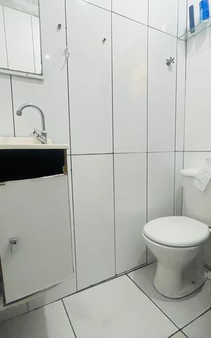 Casa à venda com 170m², 1 quarto e 1 vaga Casa à venda com 170m², 1 quarto e 1 vagaBanheiro