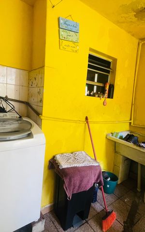 Casa à venda com 170m², 1 quarto e 1 vaga Casa à venda com 170m², 1 quarto e 1 vagaÁrea de Serviço