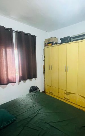 Casa à venda com 170m², 1 quarto e 1 vaga Casa à venda com 170m², 1 quarto e 1 vagaQuarto
