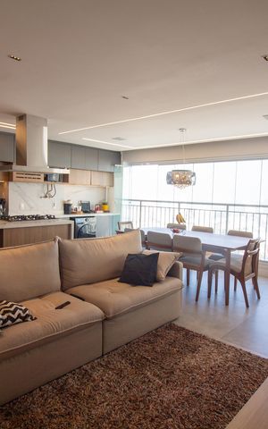 Apartamento à venda com 83m², 2 quartos e 1 vaga Apartamento à venda com 83m², 2 quartos e 1 vagaSala