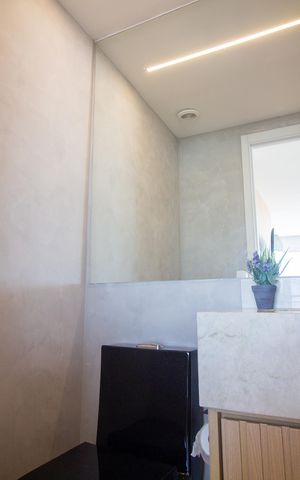 Apartamento à venda com 83m², 2 quartos e 1 vaga Apartamento à venda com 83m², 2 quartos e 1 vagaLavabo