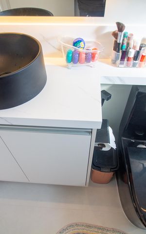 Apartamento à venda com 83m², 2 quartos e 1 vaga Apartamento à venda com 83m², 2 quartos e 1 vagaBanheiro da Suíte 2