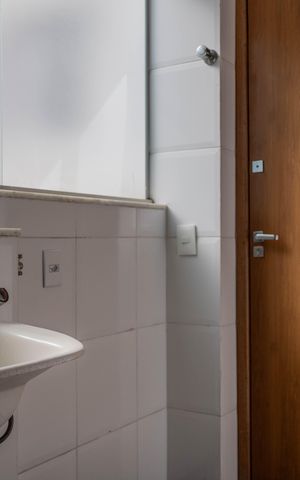 Apartamento à venda com 206m², 4 quartos e 3 vagas Apartamento à venda com 206m², 4 quartos e 3 vagasÁrea de Serviço