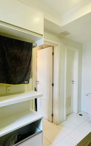 Apartamento à venda com 114m², 3 quartos e 2 vagas Apartamento à venda com 114m², 3 quartos e 2 vagasÁrea de Serviço