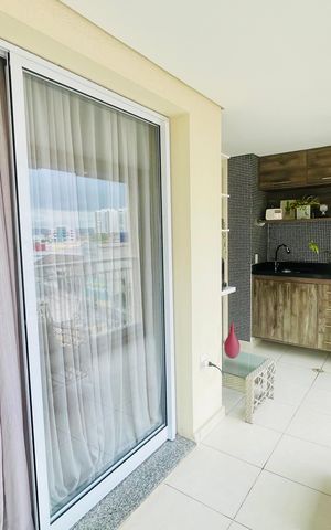 Apartamento à venda com 114m², 3 quartos e 2 vagas Apartamento à venda com 114m², 3 quartos e 2 vagasVaranda gourmet