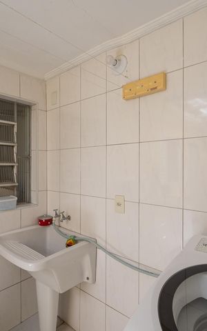 Casa à venda com 169m², 3 quartos e 2 vagas Casa à venda com 169m², 3 quartos e 2 vagasLavanderia
