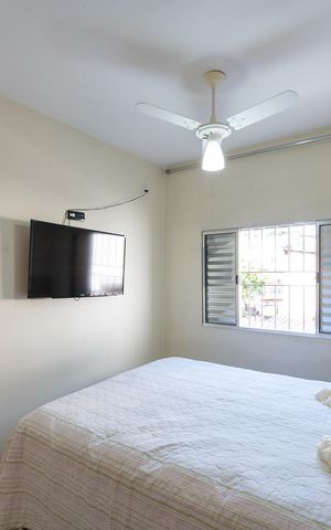 Casa à venda com 169m², 3 quartos e 2 vagas Casa à venda com 169m², 3 quartos e 2 vagasSuíte