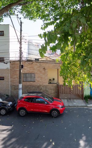 Casa à venda com 169m², 3 quartos e 2 vagas Casa à venda com 169m², 3 quartos e 2 vagasVista da Sacada