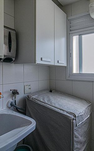 Apartamento à venda com 90m², 3 quartos e 2 vagas Apartamento à venda com 90m², 3 quartos e 2 vagasÁrea de Serviço