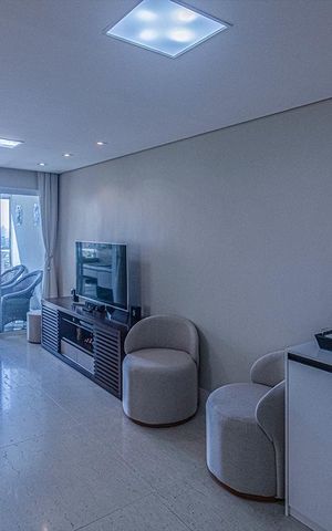 Apartamento à venda com 90m², 3 quartos e 2 vagas Apartamento à venda com 90m², 3 quartos e 2 vagasSala