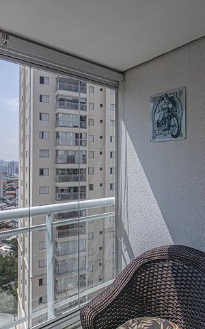 Apartamento à venda com 90m², 3 quartos e 2 vagas Apartamento à venda com 90m², 3 quartos e 2 vagasSacada da Sala
