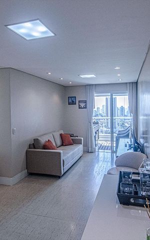 Apartamento à venda com 90m², 3 quartos e 2 vagas Apartamento à venda com 90m², 3 quartos e 2 vagasSala