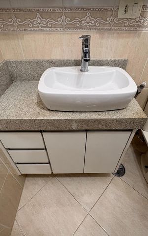 Apartamento à venda com 65m², 2 quartos e 1 vaga Apartamento à venda com 65m², 2 quartos e 1 vagaBanheiro