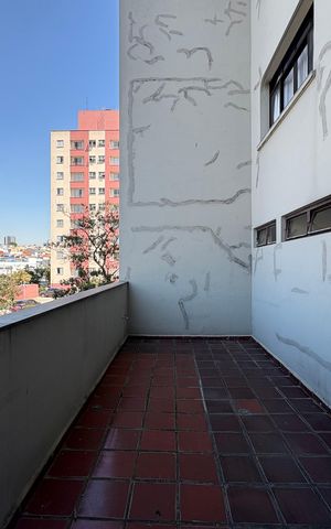 Apartamento à venda com 65m², 2 quartos e 1 vaga Apartamento à venda com 65m², 2 quartos e 1 vagaÁrea comum - Salão de festas
